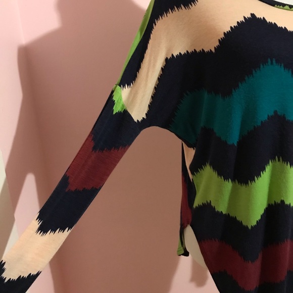 Cute Patterned Shirt - Picture 4 of 4